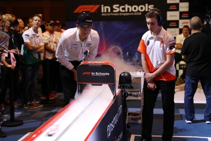 Buffalo Six racing at F1 in Schools competition